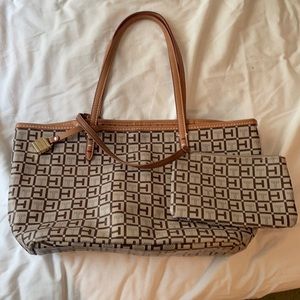 Tommy Hilfiger bag and matching wallet